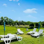 Quirky Park - Swimming Pool, Hot Tub, Cold Plunge, Sauna And Exclusive Party Room!