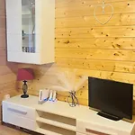 Quirky Park - Swimming Pool, Hot Tub, Cold Plunge, Sauna And Exclusive Party Room! * Siofok