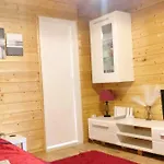 Quirky Park - Swimming Pool, Hot Tub, Cold Plunge, Sauna And Exclusive Party Room! *