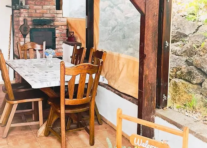 Quirky Park - Pool, Hot Tub, Cold Plunge, Sauna And Exclusive Party